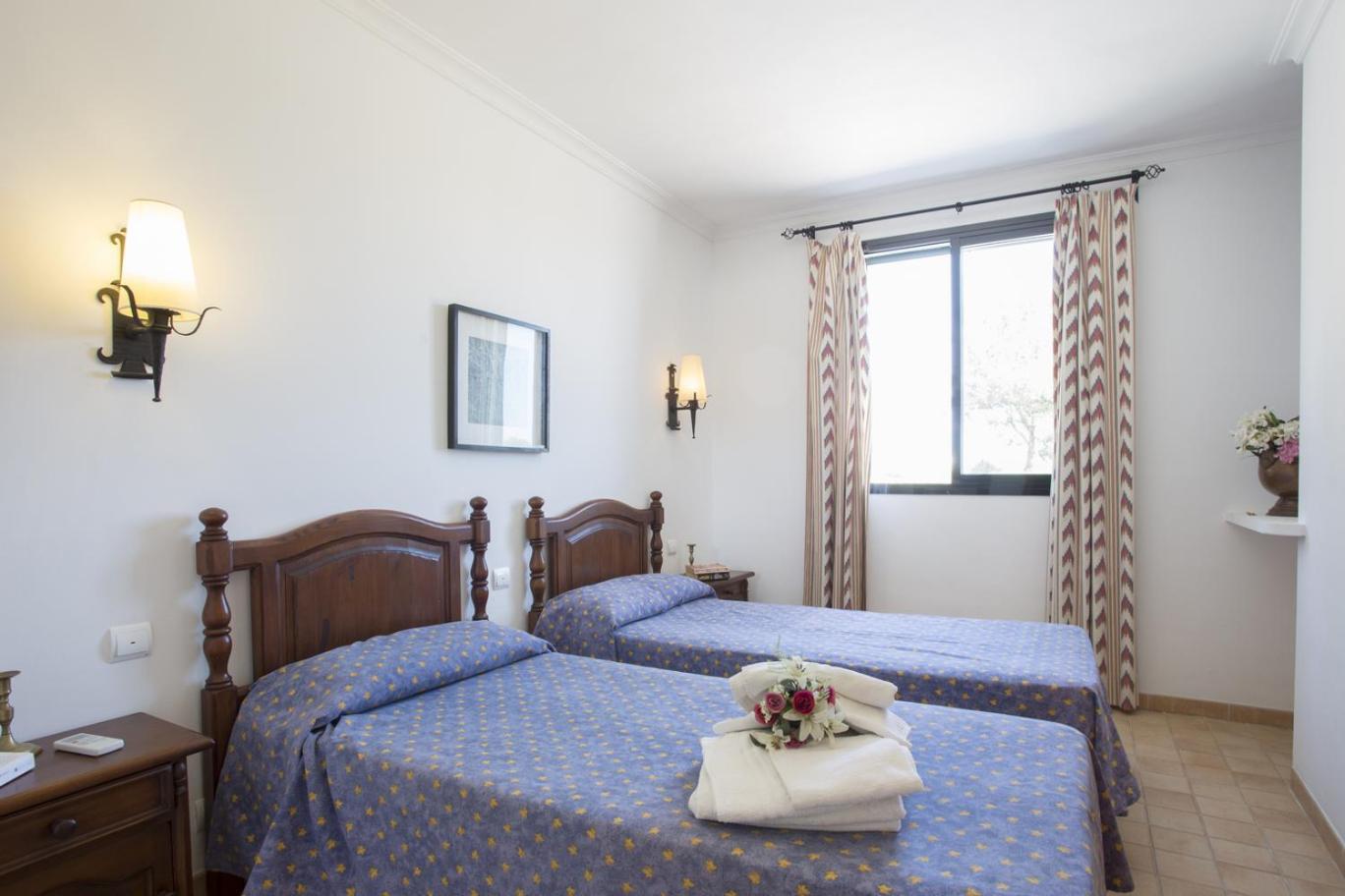With Private Mountain Ideal Runners Trailers Near Approx 5 Min Walking Beach,property Belong Puerto And Pollença