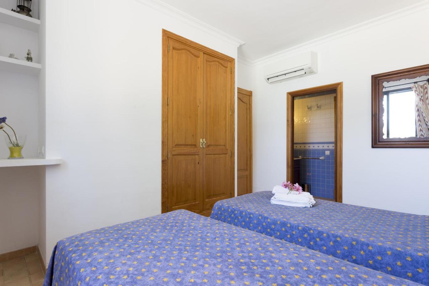 With Private Mountain Ideal Runners Trailers Near Approx 5 Min Walking Beach,property Belong Puerto And Villa *