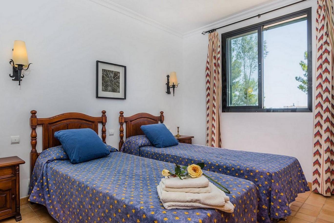 With Private Mountain Ideal Runners Trailers Near Approx 5 Min Walking Beach,property Belong Puerto And