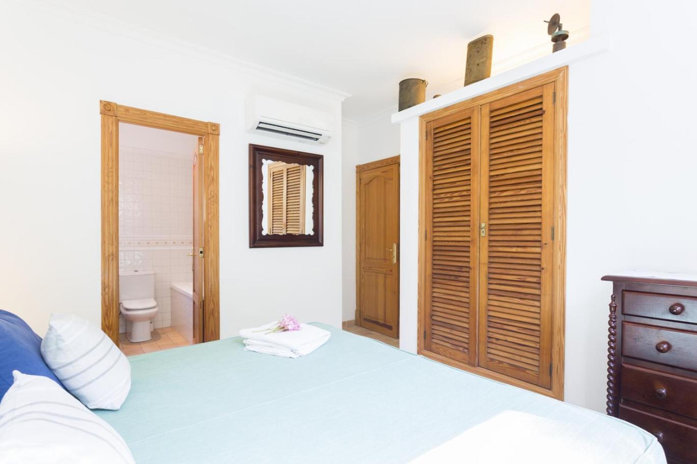 With Private Mountain Ideal Runners Trailers Near Approx 5 Min Walking Beach,property Belong Puerto And Pollenca